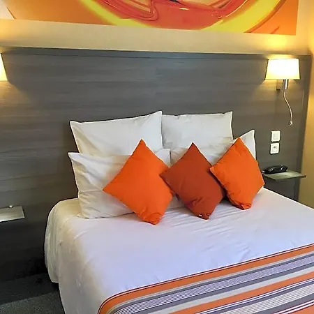 호텔 L'hotel De L Avenue 2*