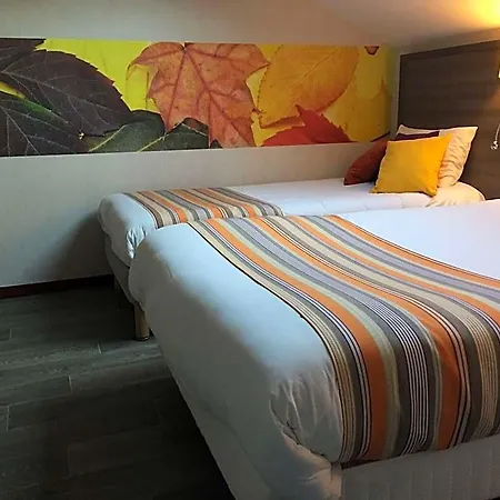 L'hotel De L Avenue